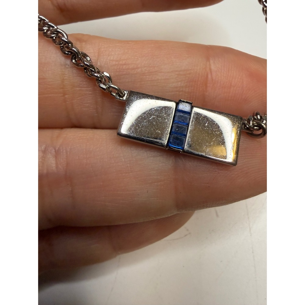 Swank Mens Silver Tone Tie Chain Blue Baguette Crystal Accent Bar Clip